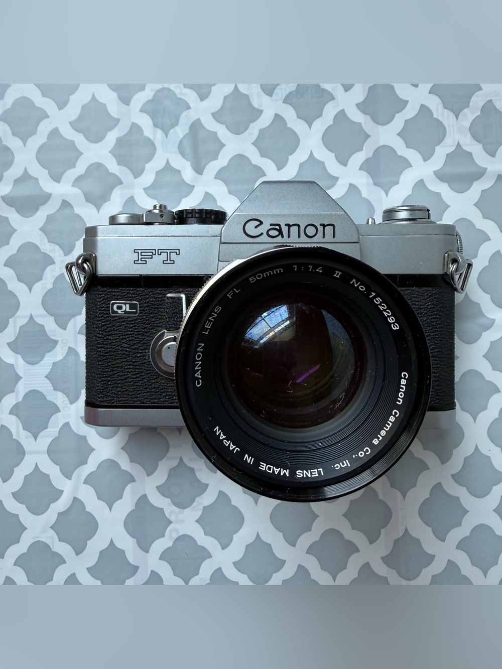 1966 vintage Canon FT 35mm Film Camera in Silver and Black with Original Case